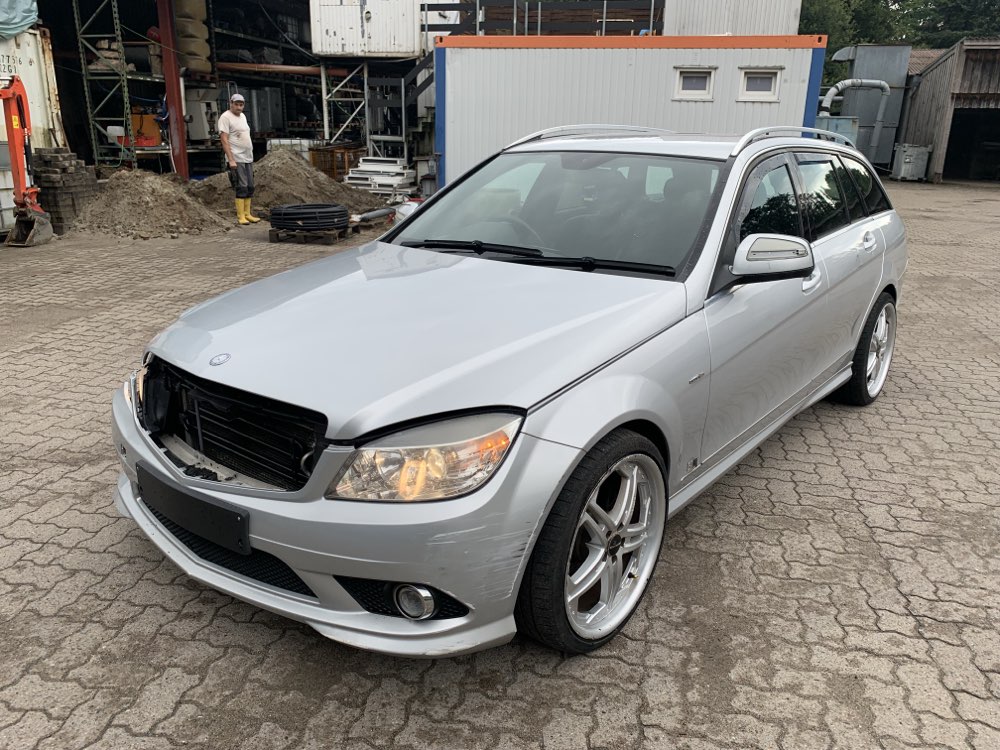 Mercedes-Benz C-Klasse W204 220 CDI Bild 3