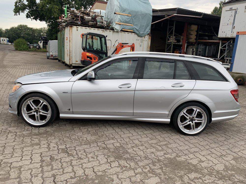 Mercedes-Benz C-Klasse W204 220 CDI Bild 4