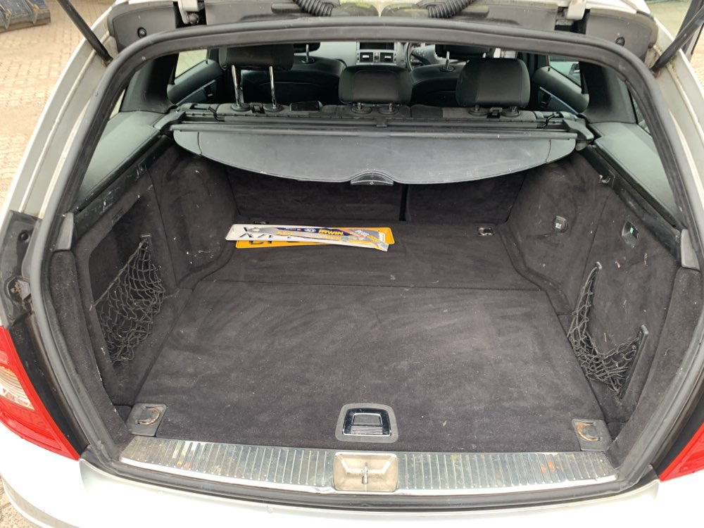 Mercedes-Benz C-Klasse W204 220 CDI Bild 11