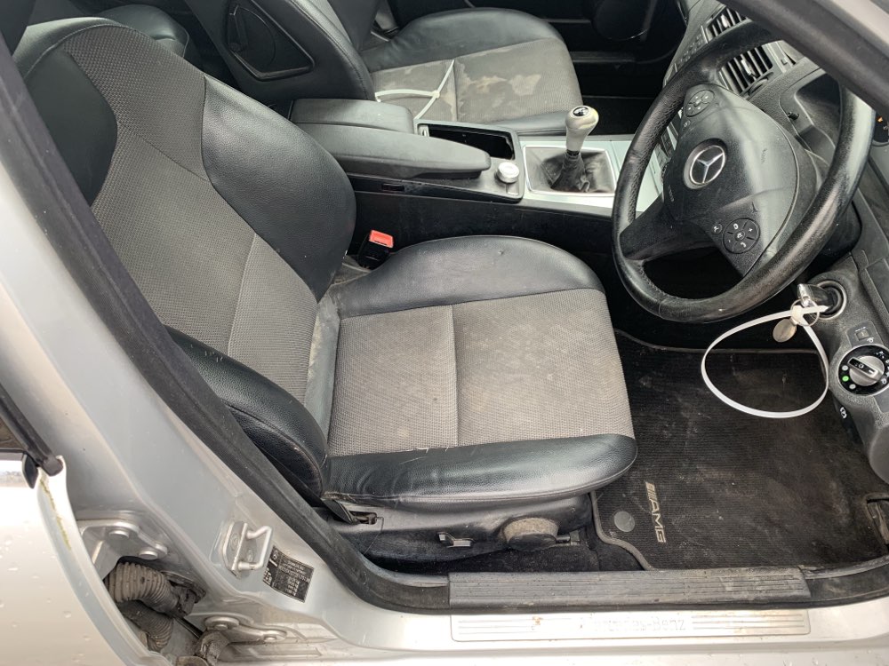 Mercedes-Benz C-Klasse W204 220 CDI Bild 16