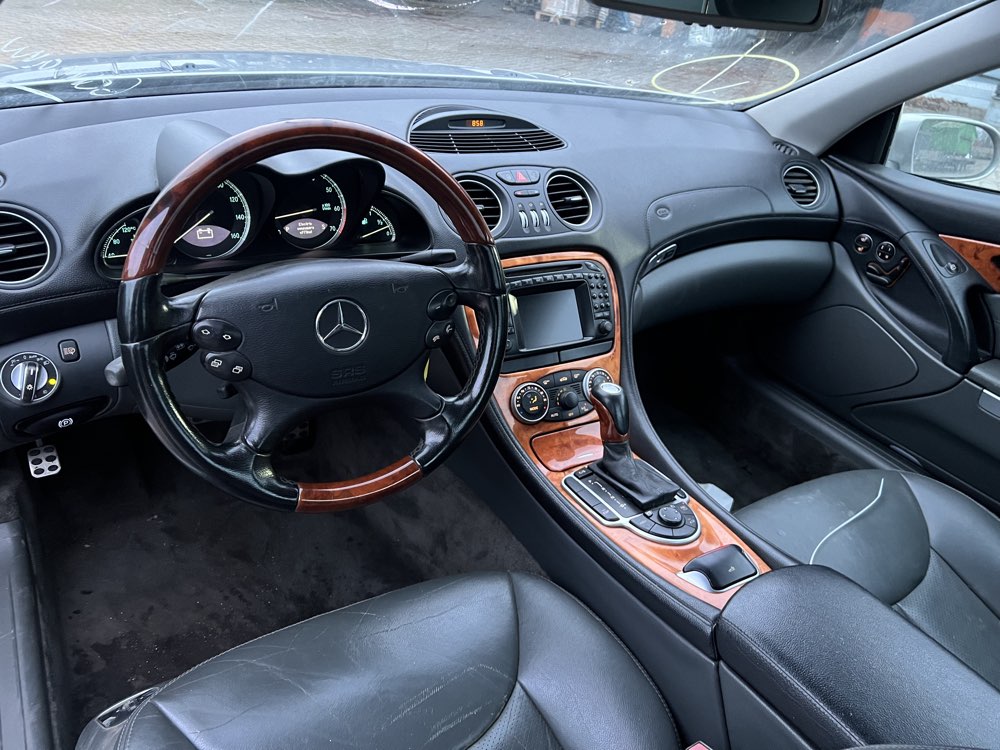 Mercedes-Benz SL R230 350 Bild 10