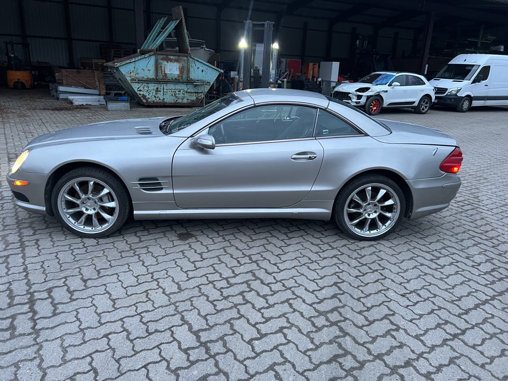 Mercedes-Benz SL R230 350 Bild 18
